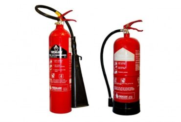 Extintores rojos
